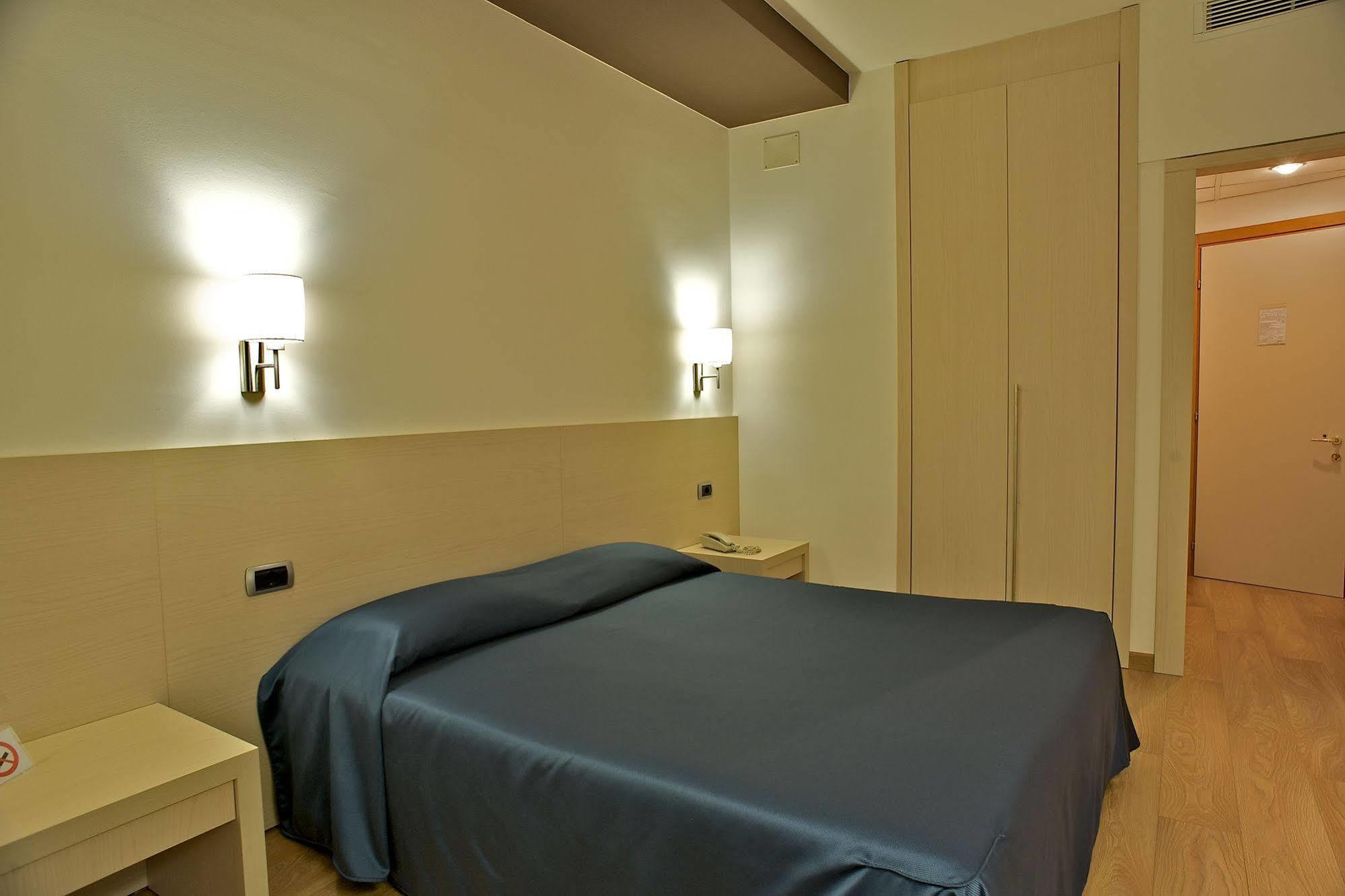 Sam Hotel Monfalcone Zewnętrze zdjęcie