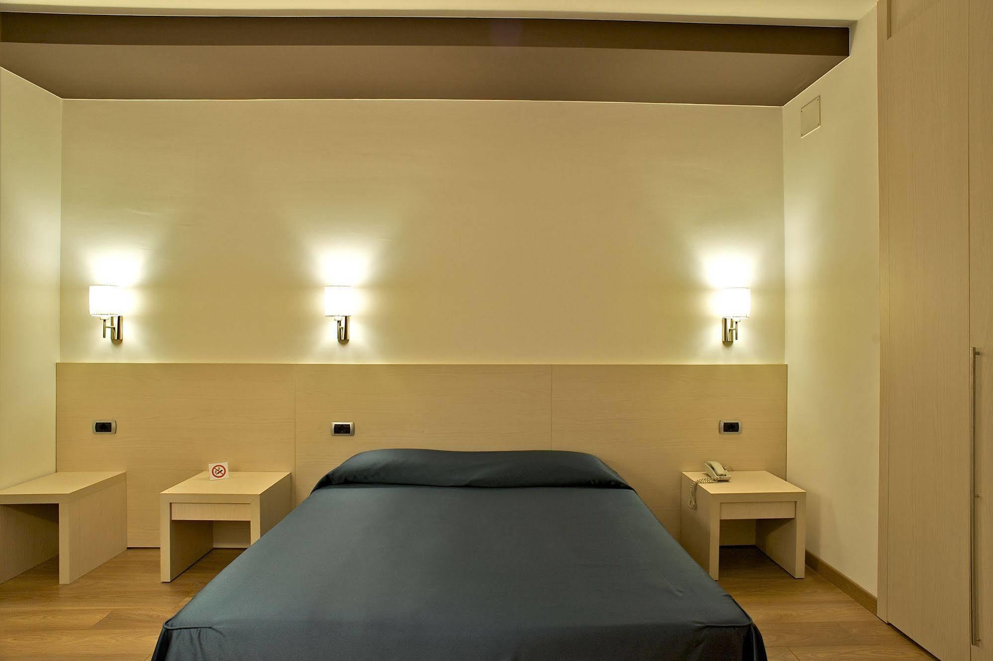Sam Hotel Monfalcone Zewnętrze zdjęcie